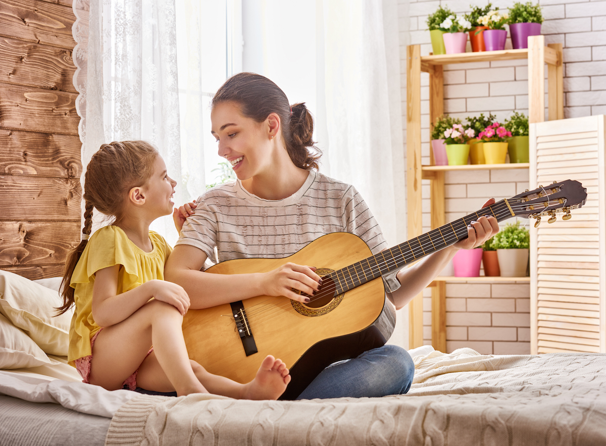 child custody case with mom & daughter